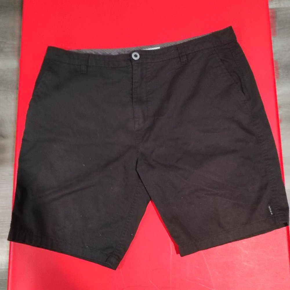 Rip curl classic man's cargo short size 40
